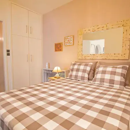 Cozy Near The Sea-sunset View Ιξιά