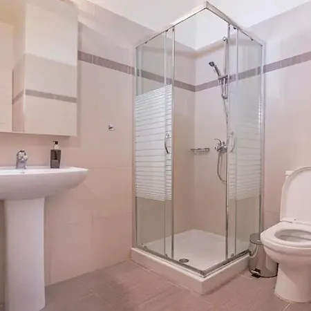 Cozy Near The Sea-sunset View Lägenhet